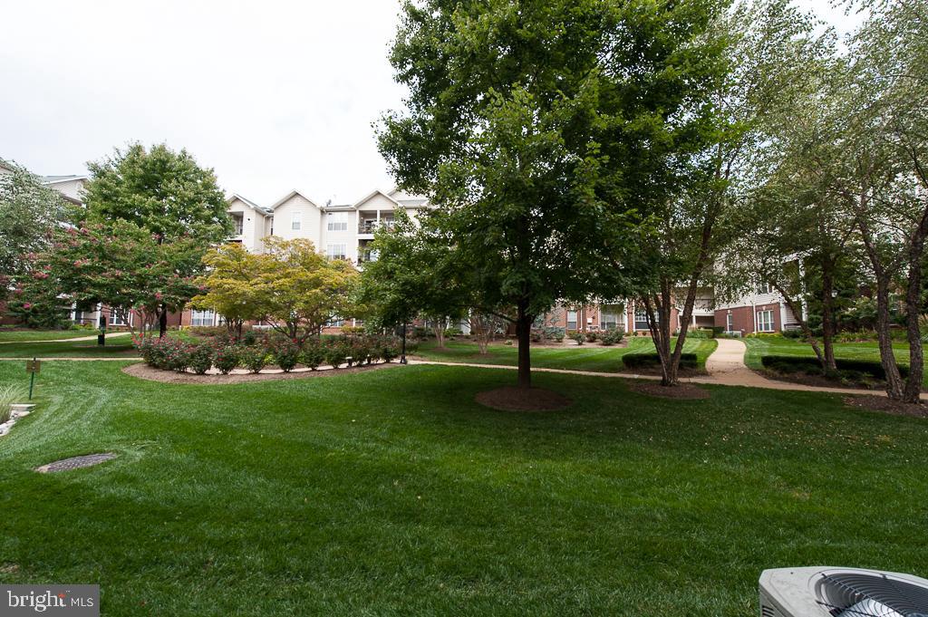 GATES OF MCLEAN - Residential Lease