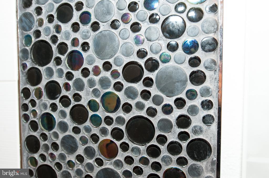 GATES OF MCLEAN - Residential Lease