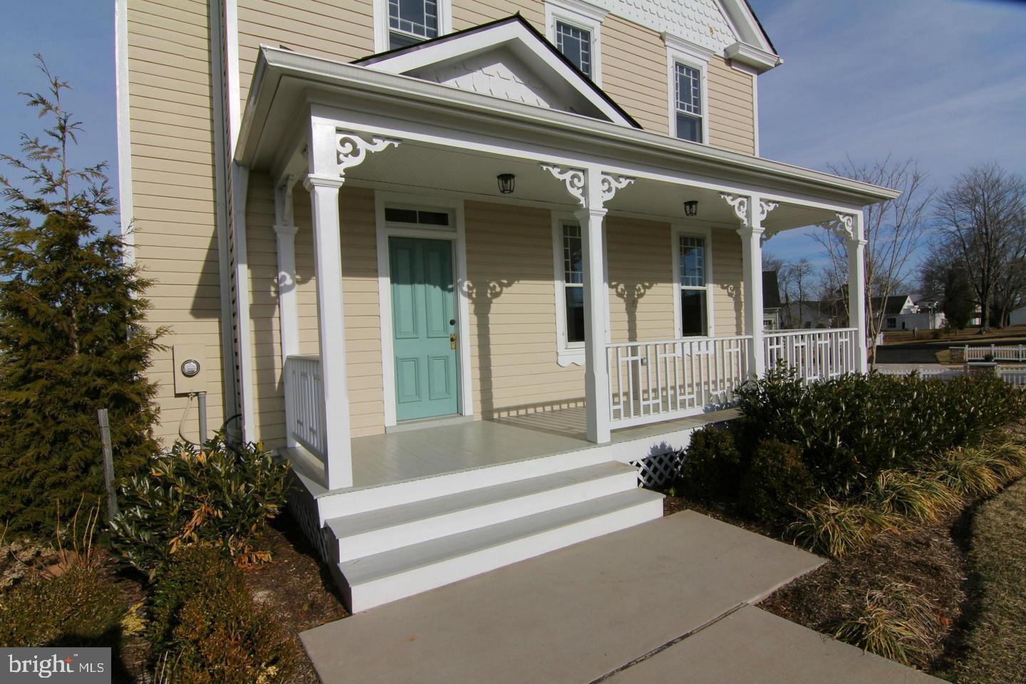 ASHBURN PLACE - Residential Lease