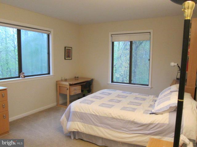 GALLOWS ESTATES - Residential