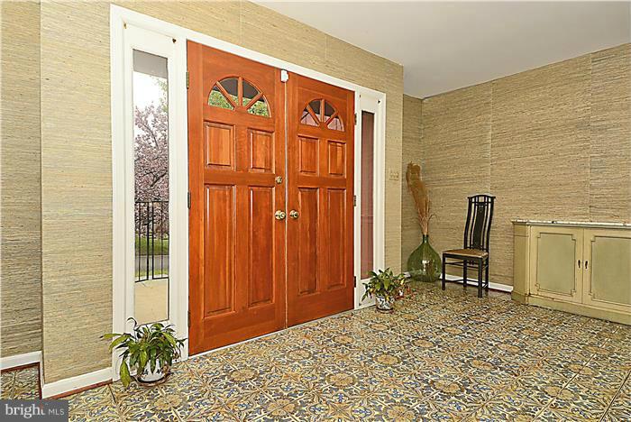 GALLOWS ESTATES - Residential