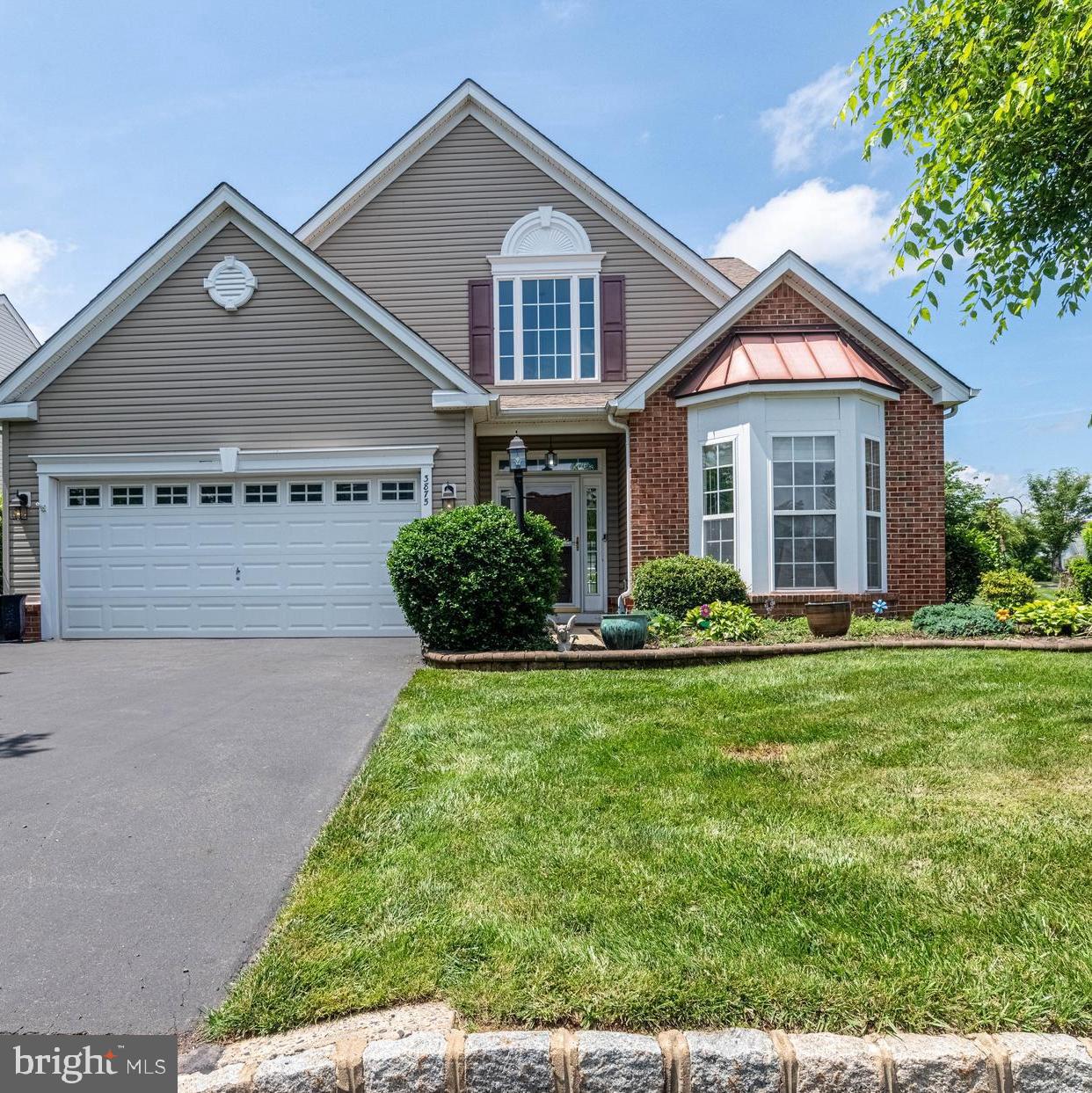 Elegant, Upgraded Home in 55+ Traditions at Skippack – End Unit with Privacy & Charm
Downsize without compromise in this beautifully maintained home in the award-winning Traditions at Skippack community. This end-unit residence offers a smart, open layout, upscale finishes, and access to exceptional amenities—all just minutes from Skippack Village and Providence Town Center.
Highlights Include:
Welcoming 2-story foyer with wainscoting
Open floor plan with elegant columns, crown molding & cozy gas fireplace
Gourmet kitchen with granite island (2018), stainless steel appliances, wood cabinetry, and hardwood flooring
Brand-new upstairs carpet (2025)
Custom granite built-in bookcases
Light-filled 3-season sunroom opens to a private deck and open side yard
First-floor primary suite with vaulted ceiling, dual closets, and a spa-inspired en-suite bath (renovated 2020)
Versatile second bedroom/office + spacious upstairs guest suite and loft
Ample storage throughout
Community Perks:
Enjoy resort-style living with a beautifully appointed clubhouse, pristine outdoor pool, fitness center, tennis courts, walking trails, and a vibrant calendar of events.
This move-in-ready gem offers comfort, style, and an unbeatable location—schedule your showing today!