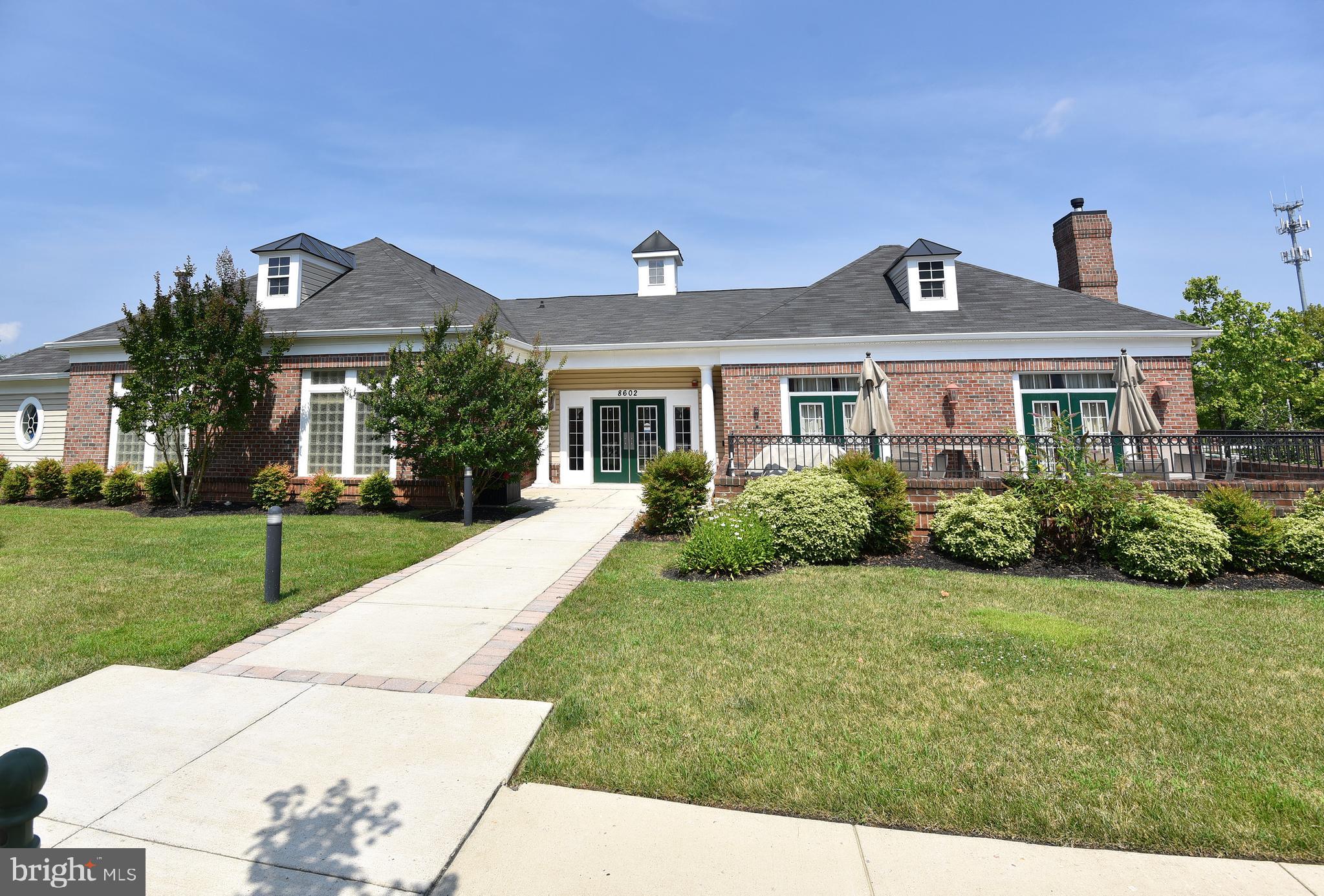 PINEY ORCHARD - Residential