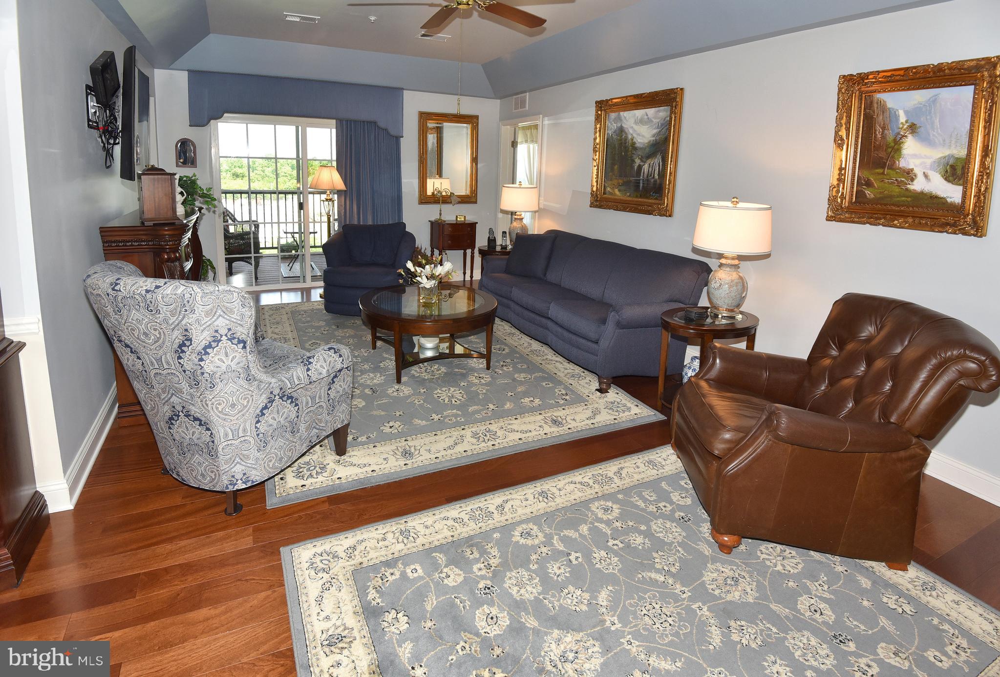 PINEY ORCHARD - Residential