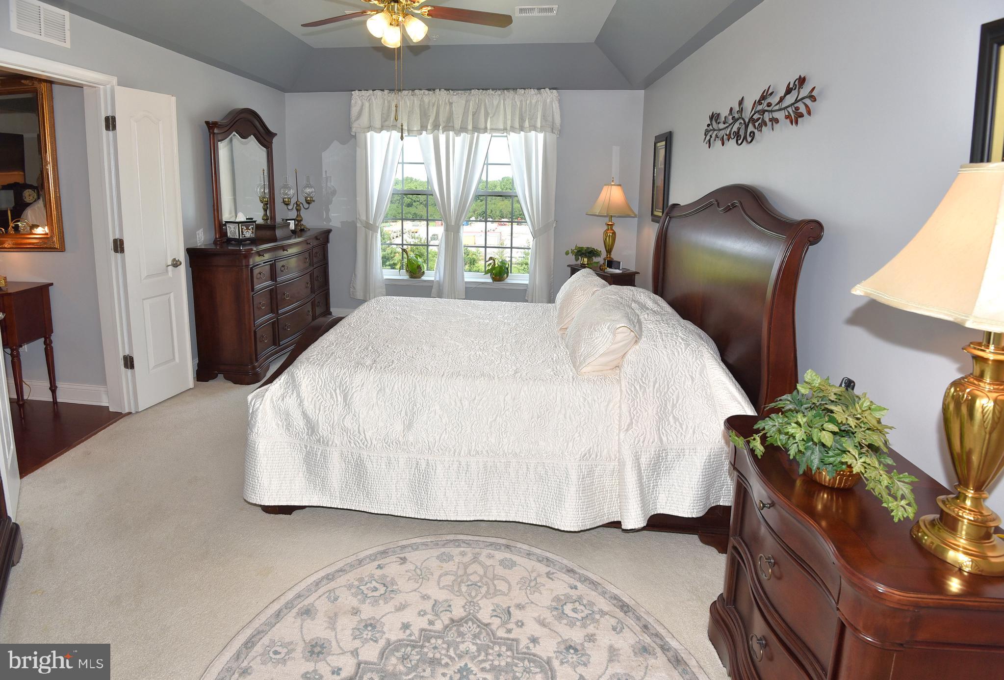 PINEY ORCHARD - Residential