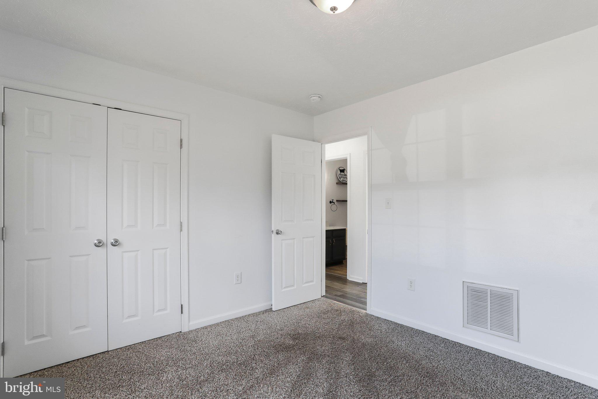 MEADOWS OF ARDEN - Residential Lease