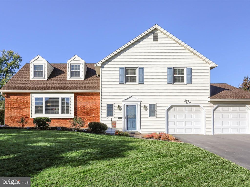 Photo of 5256 Strathmore Drive, MECHANICSBURG, PA 17050 (MLS # PACB2047704)