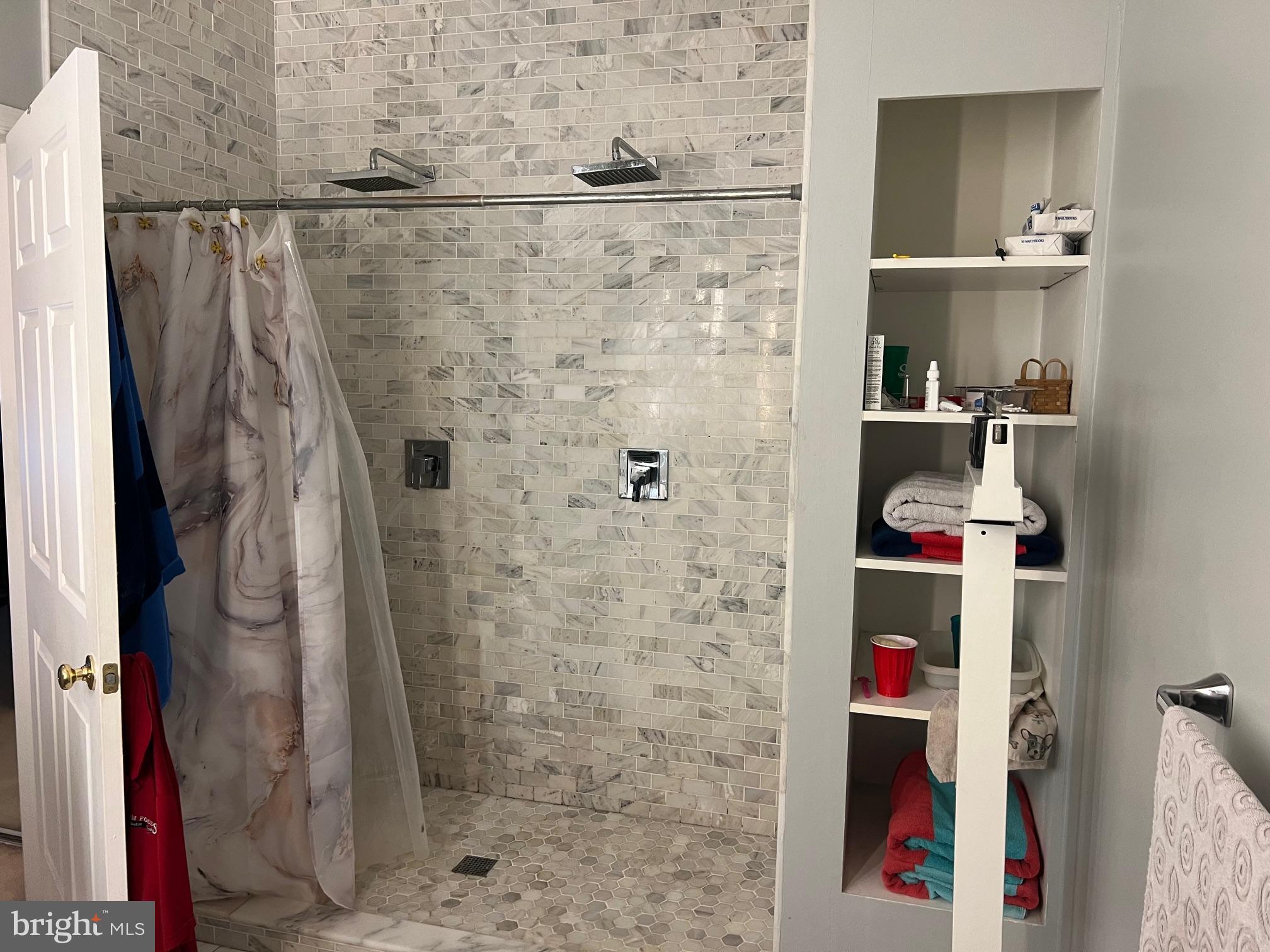 PINEY ORCHARD - Residential