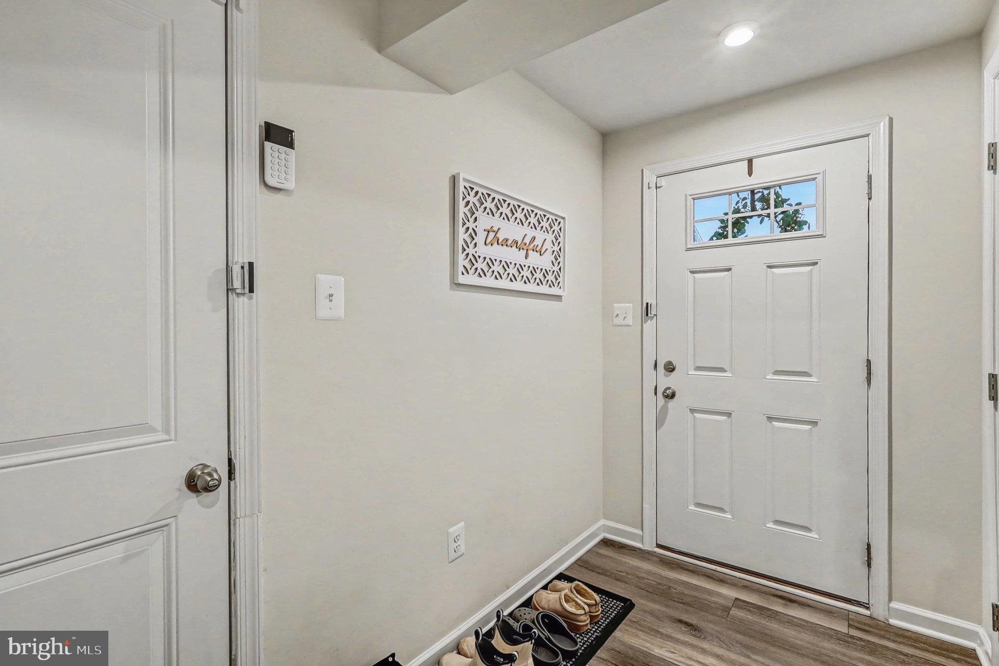 ENFIELD KNOLLS - Residential