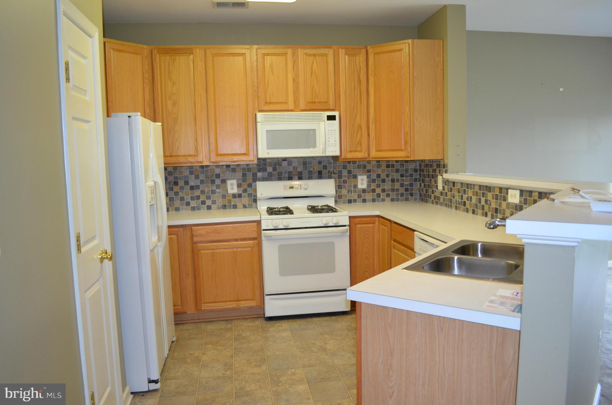 BELMONT GREENE CONDO - Residential Lease