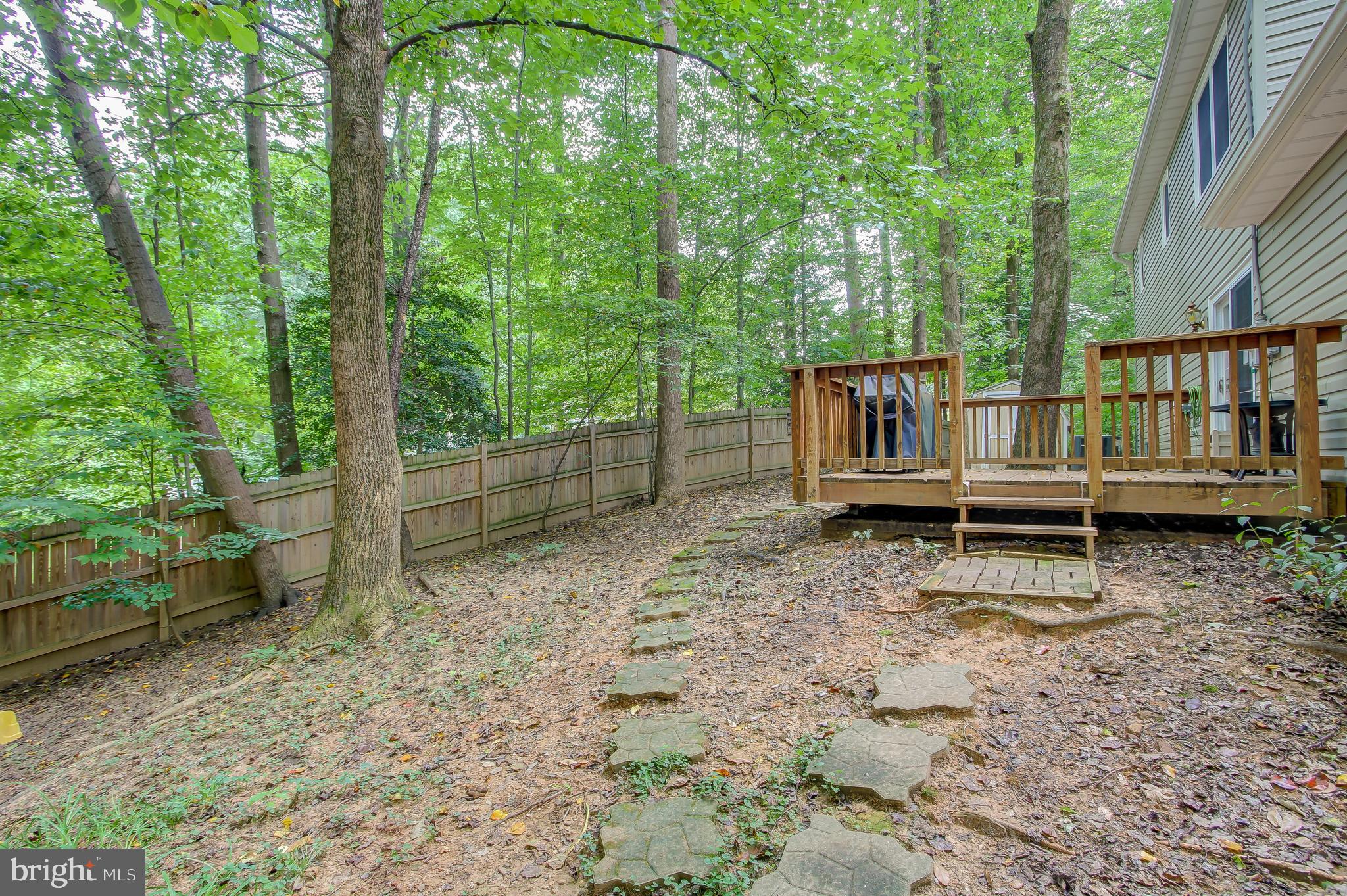 ALGONQUIN HILLS - Residential