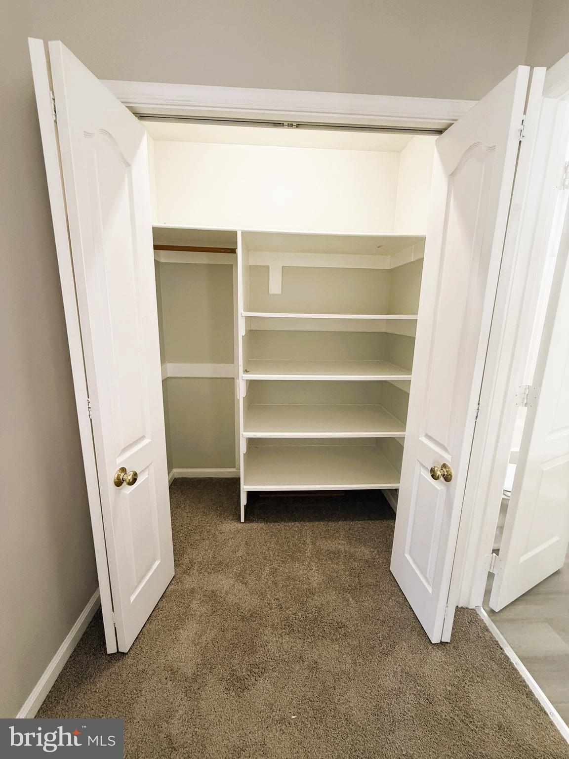 SPRING RIDGE - Residential