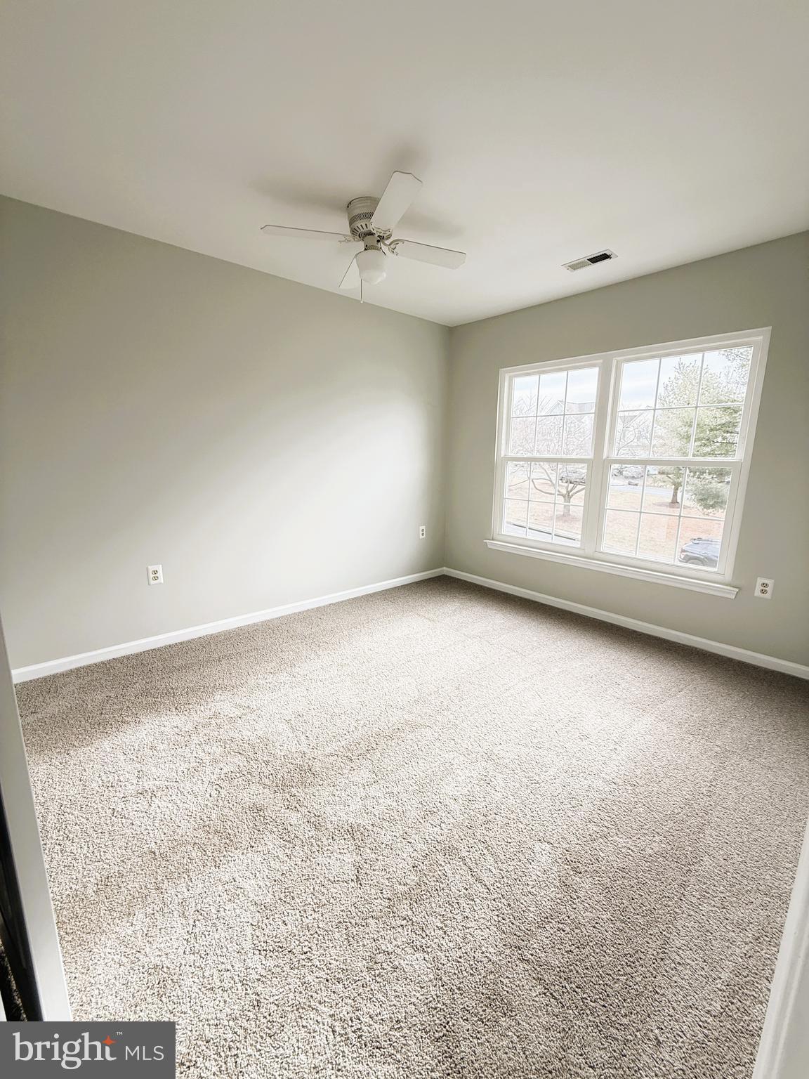 SPRING RIDGE - Residential