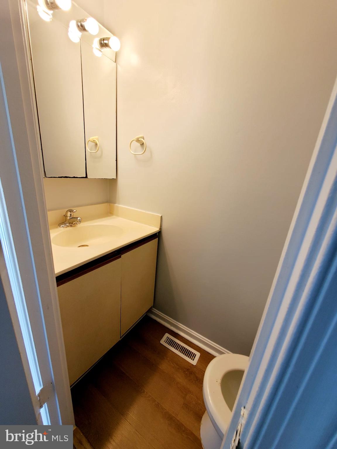 BONITA - Residential Lease