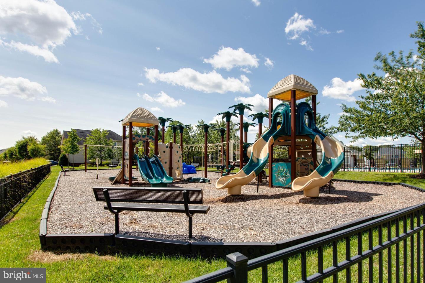 THE ENCLAVE AT ARUNDEL PRESERVE - Residential Lease