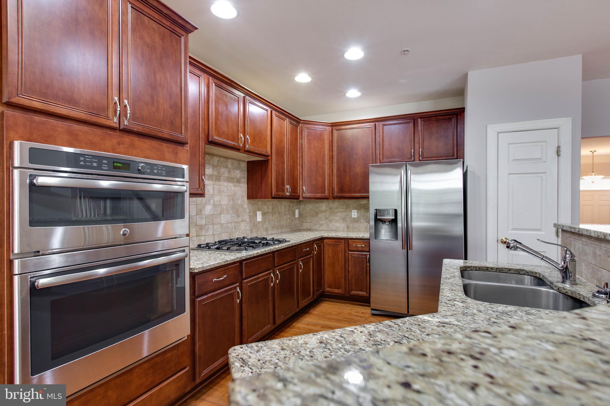 THE ENCLAVE AT ARUNDEL PRESERVE - Residential Lease