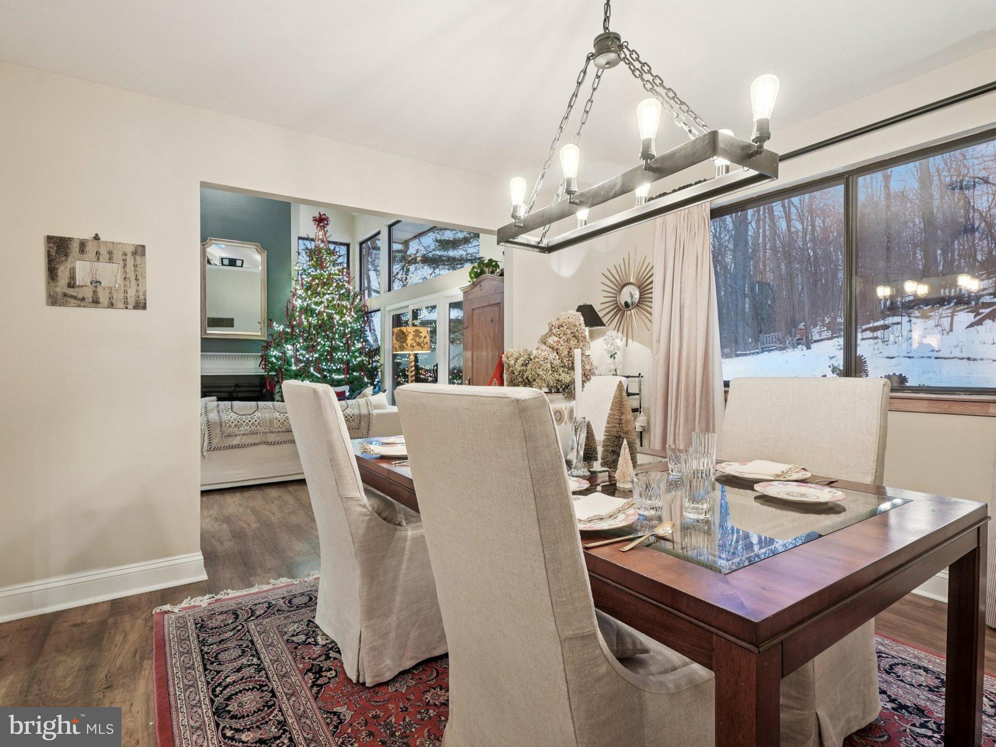 LYNETREE - Residential