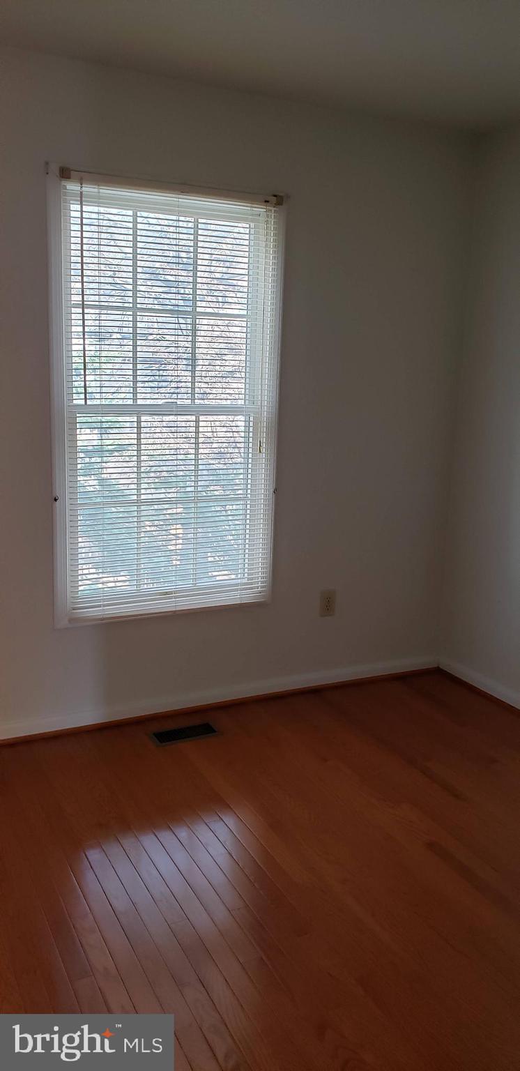 GATEWAY COMMONS - Residential Lease