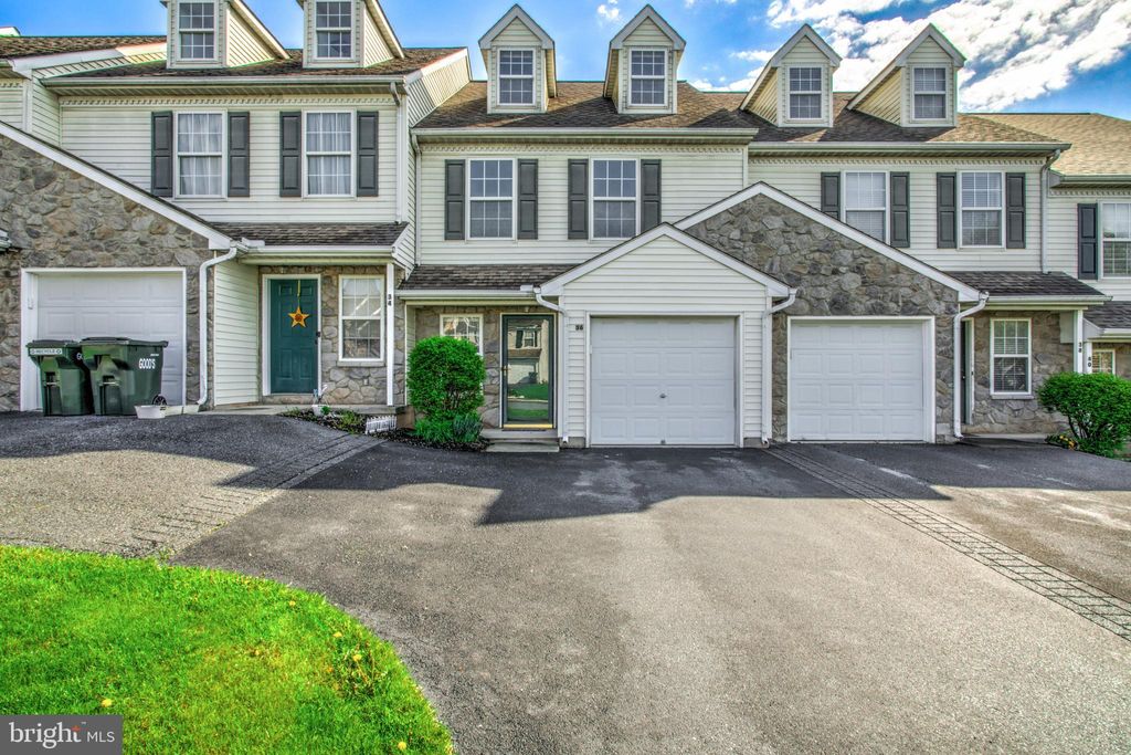 Photo of 36 Heron Drive, Denver, PA 17517 (MLS # PALA2049662)