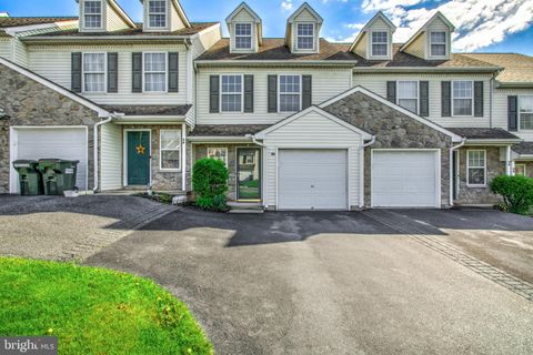 Photo of 36 Heron Drive, Denver, PA 17517 (MLS # PALA2049662)