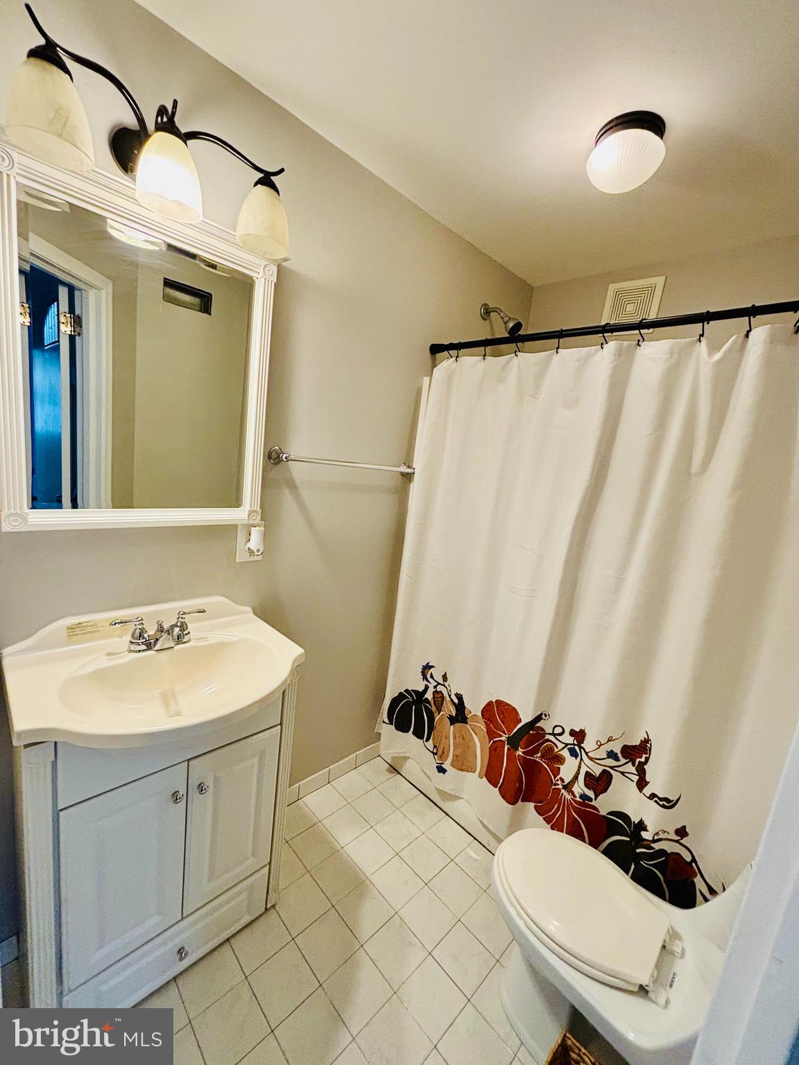 HOLMESBURG - Residential