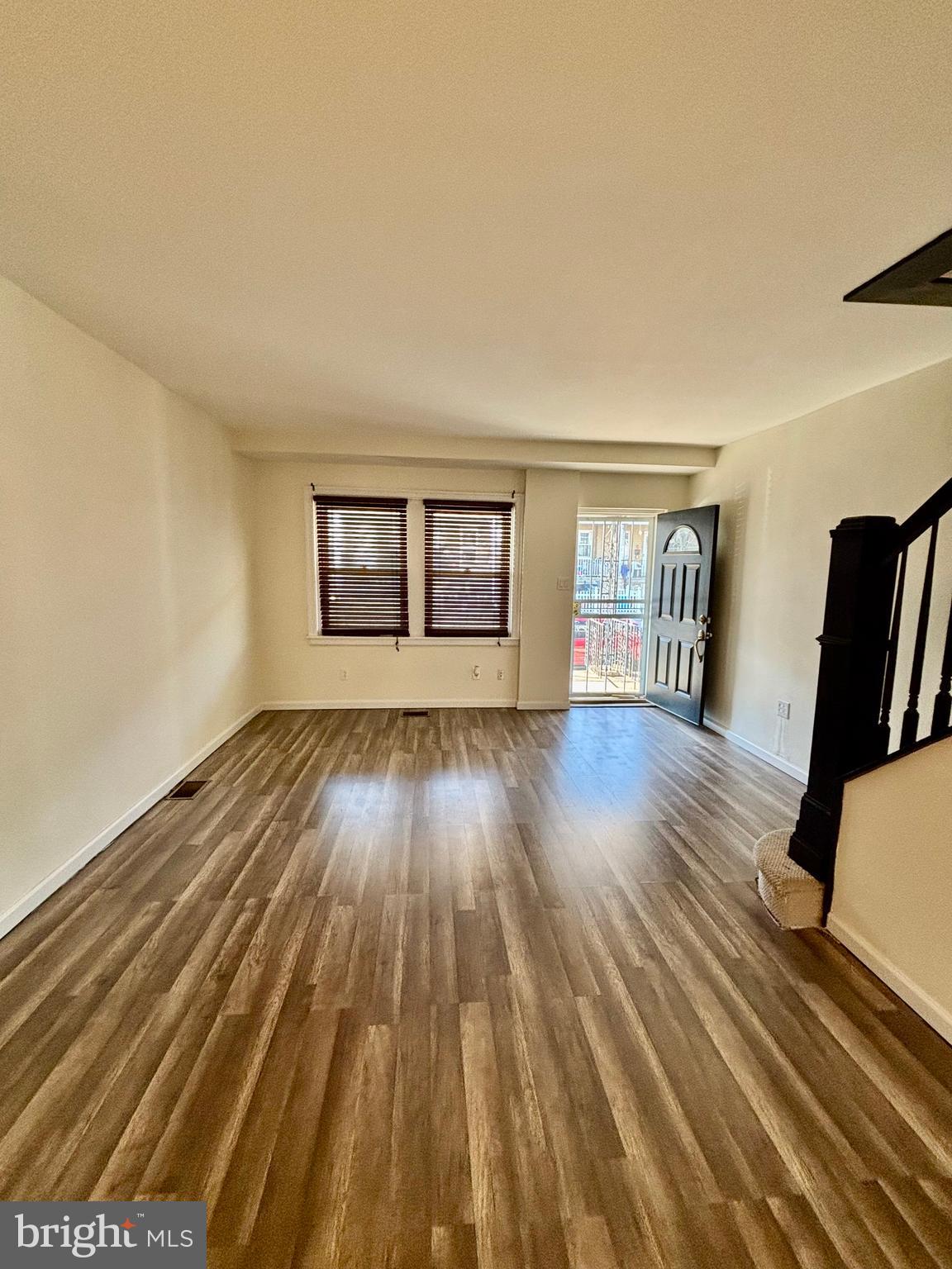 HOLMESBURG - Residential