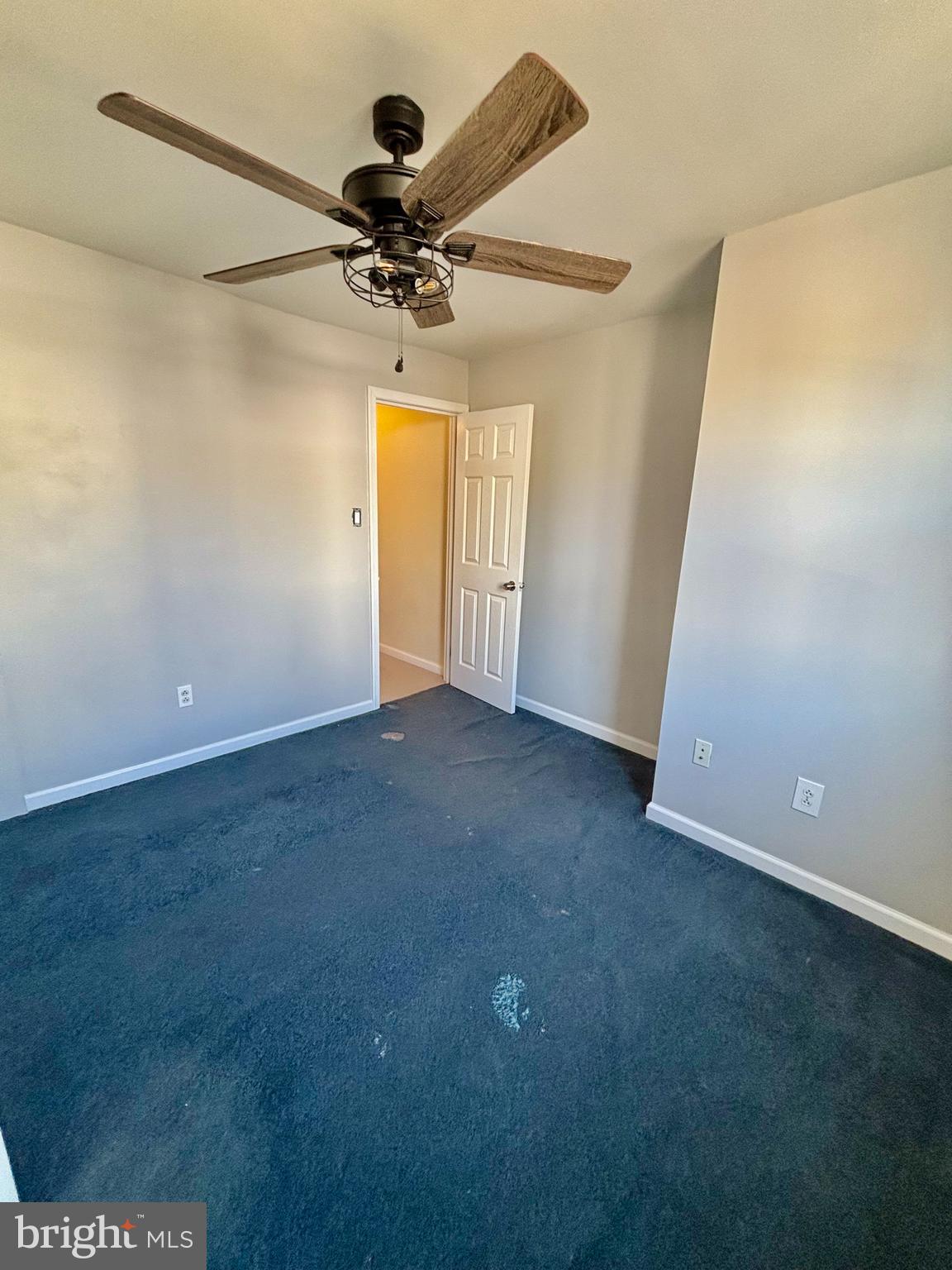 HOLMESBURG - Residential