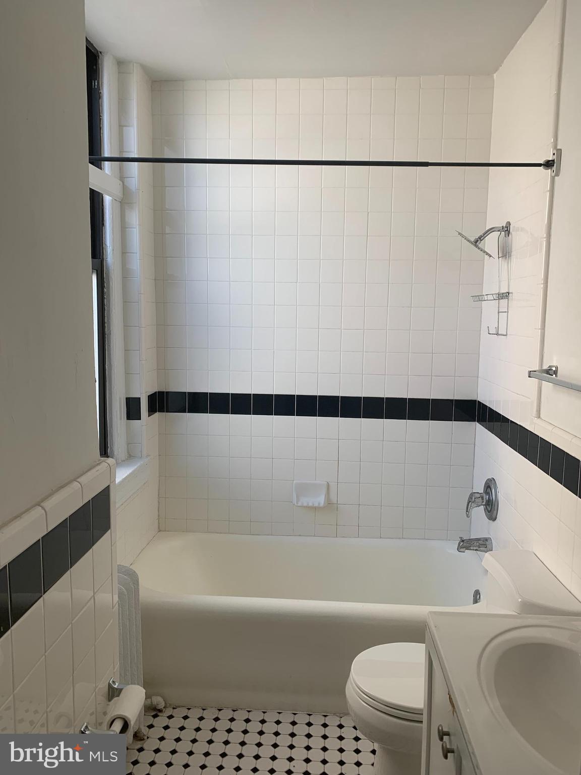 AVENUE OF THE ARTS - Residential