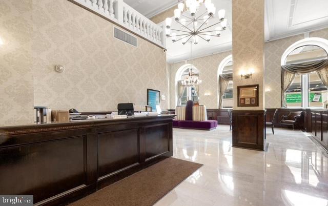 1324 LOCUST STREET 00 819