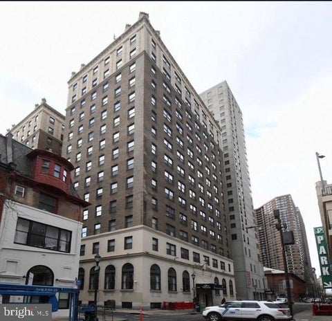 Condo For Sale - 1324 Locust Street #819<br/> PHILADELPHIA, PA 19107