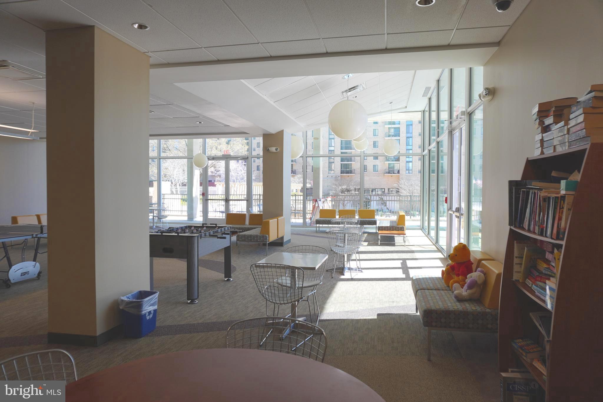 THE CARLTON - Residential