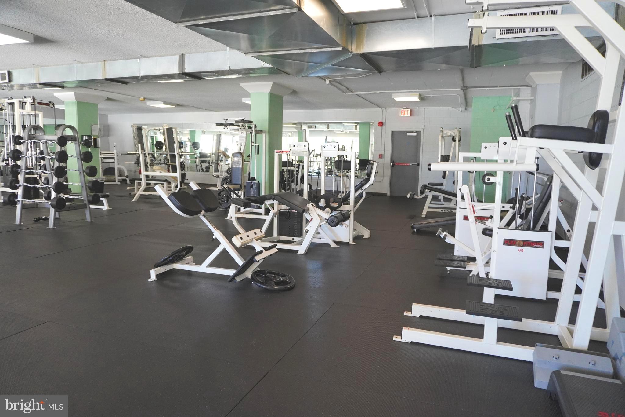 THE CARLTON - Residential