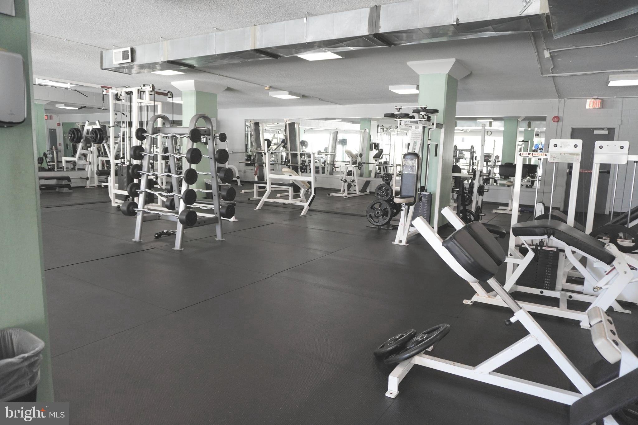 THE CARLTON - Residential