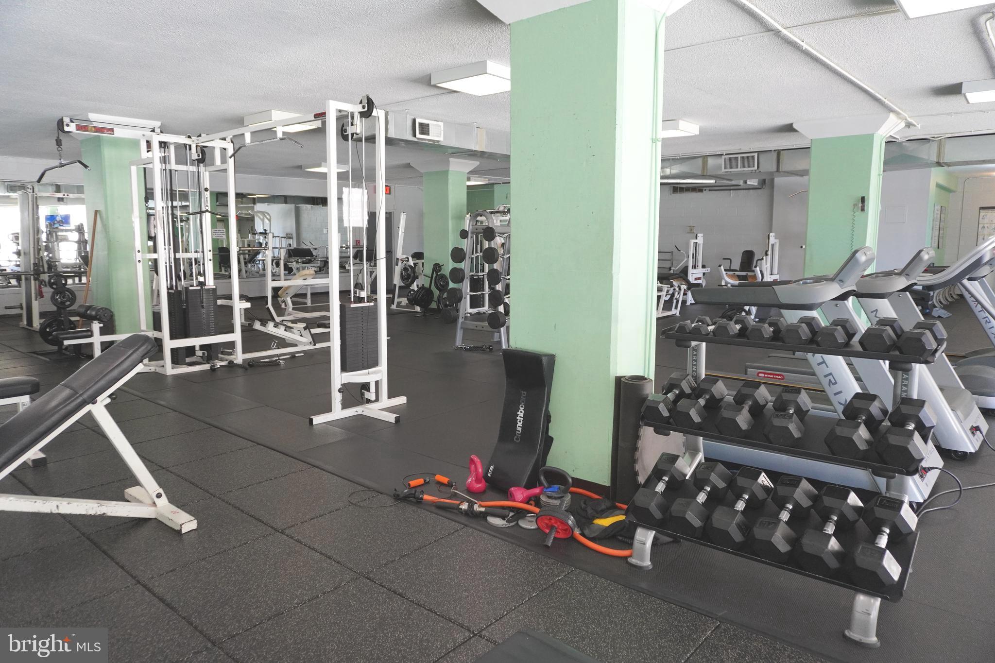 THE CARLTON - Residential