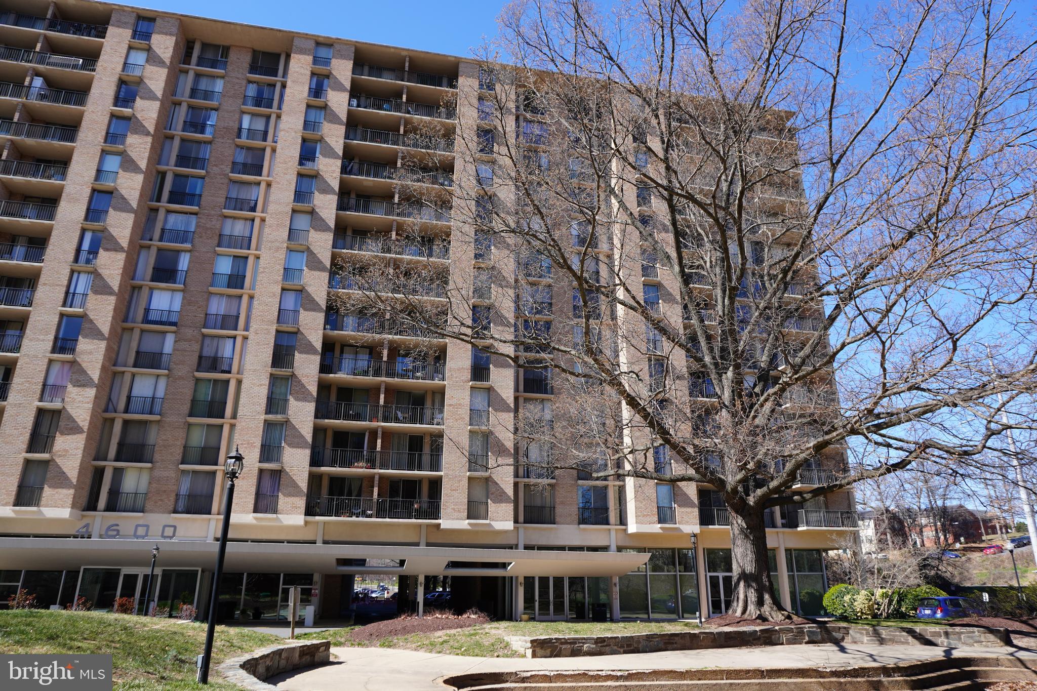 THE CARLTON - Residential