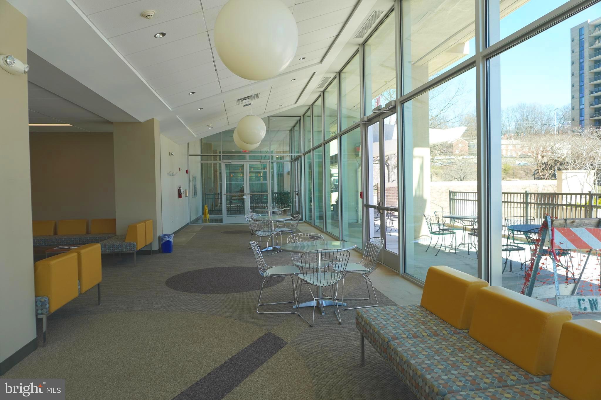 THE CARLTON - Residential