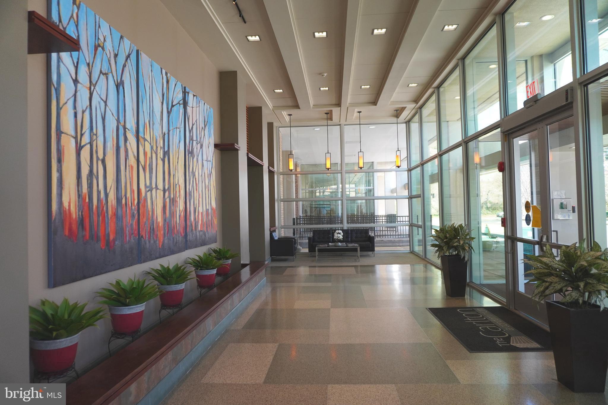 THE CARLTON - Residential