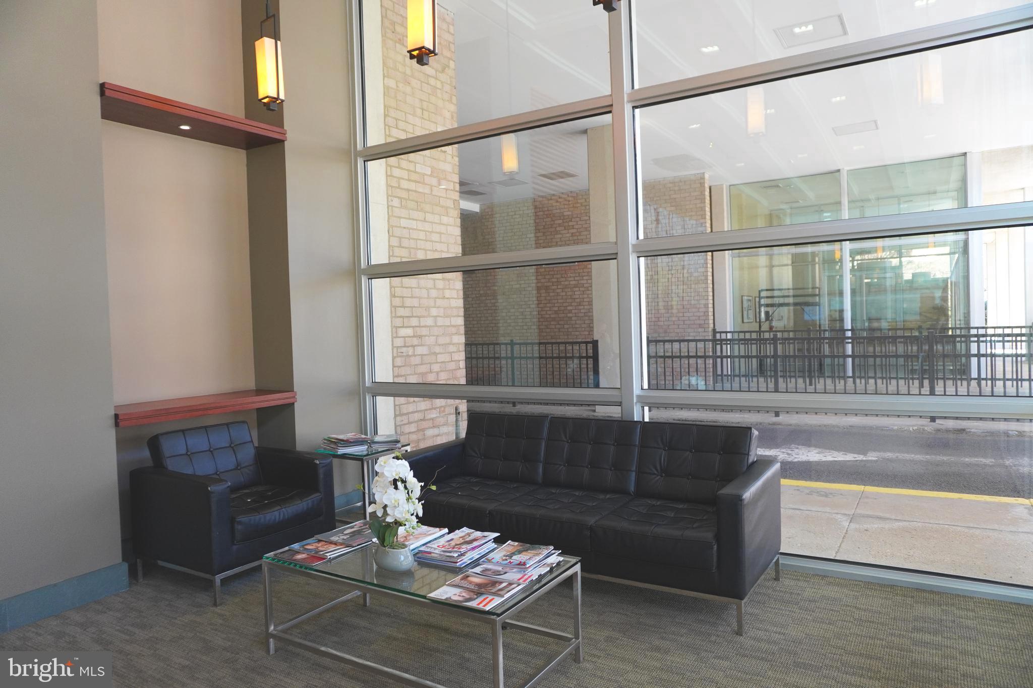 THE CARLTON - Residential