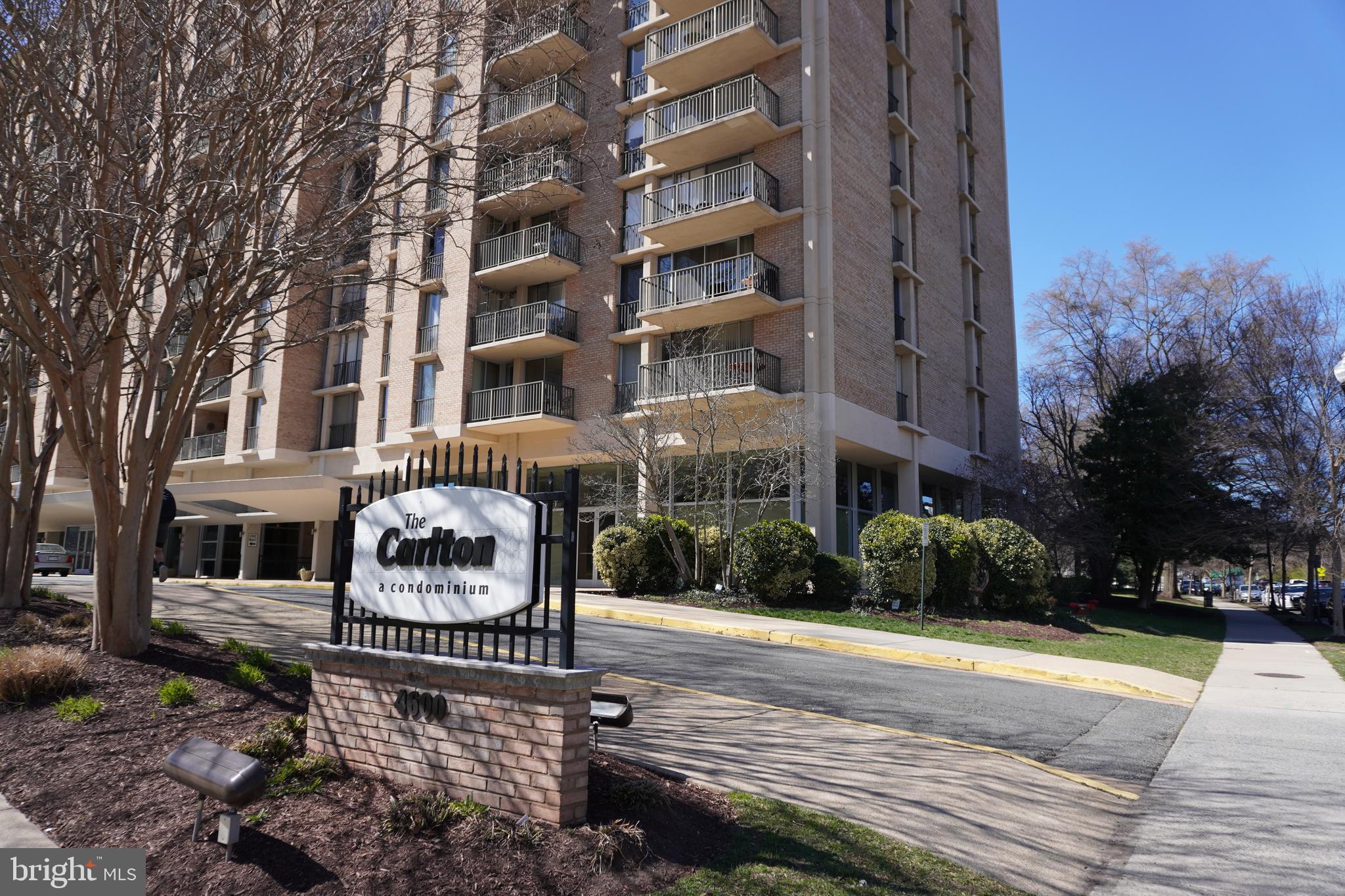 THE CARLTON - Residential