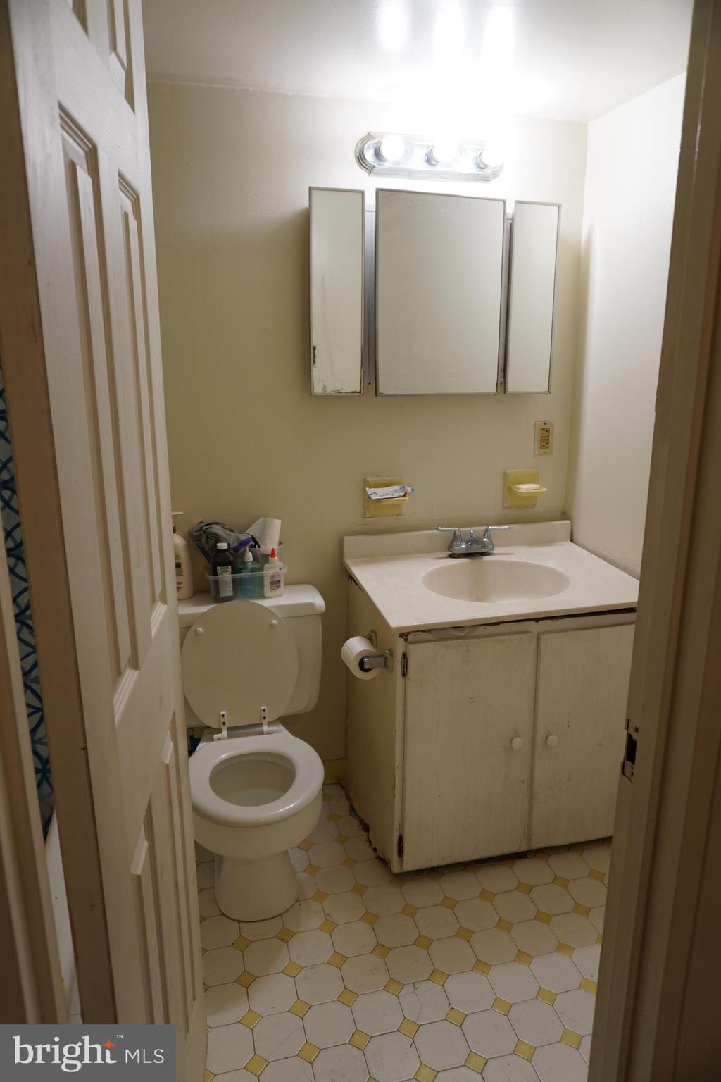 THE CARLTON - Residential