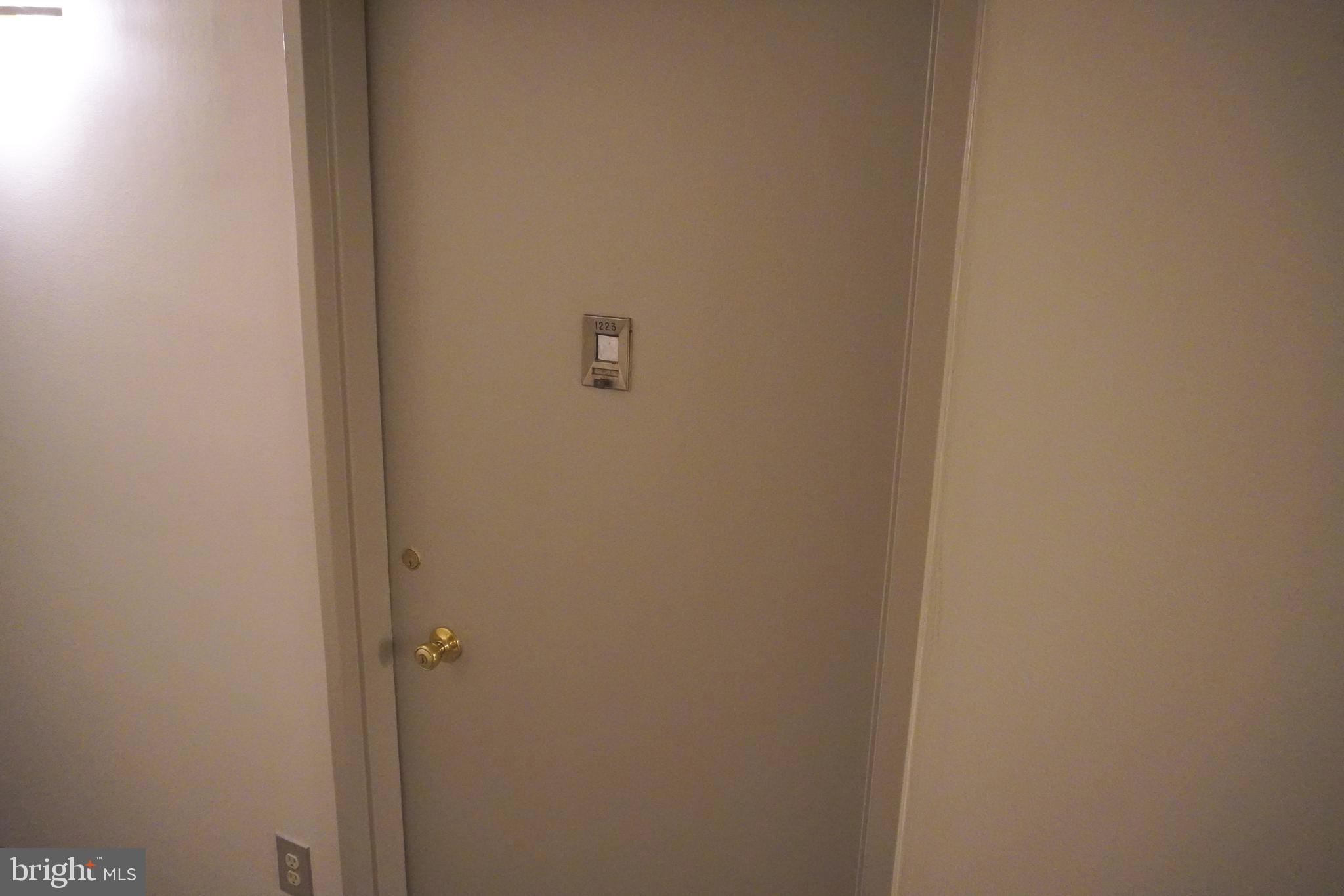 THE CARLTON - Residential