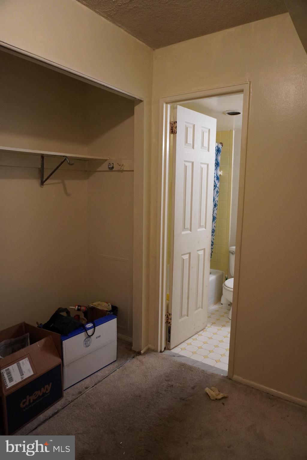 THE CARLTON - Residential