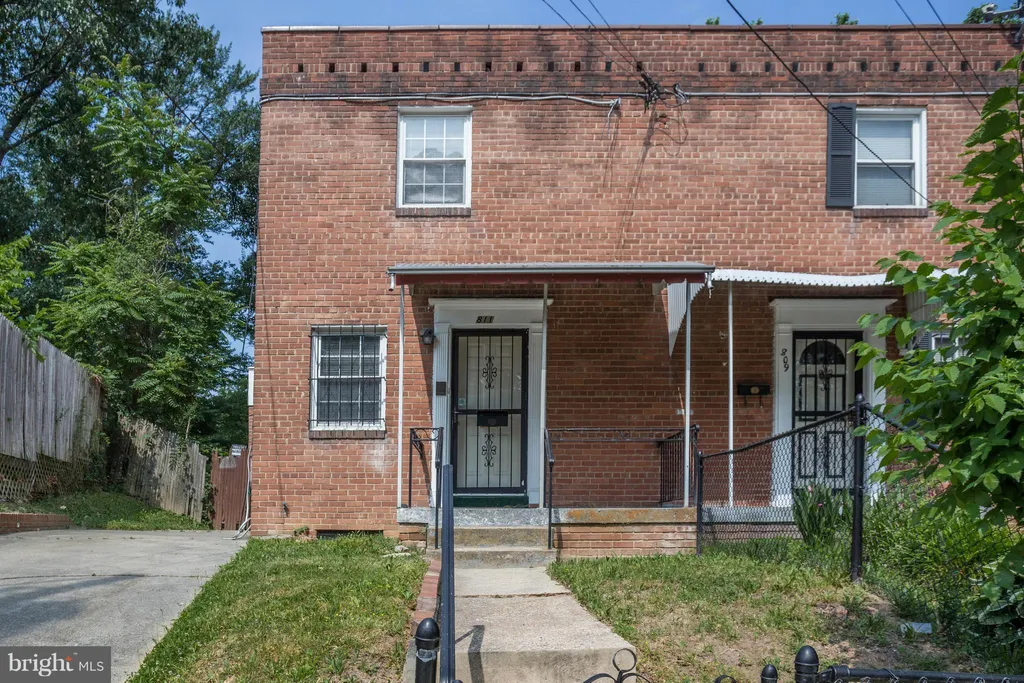 811 Berkshire Drive, Hyattsville, MD 20783