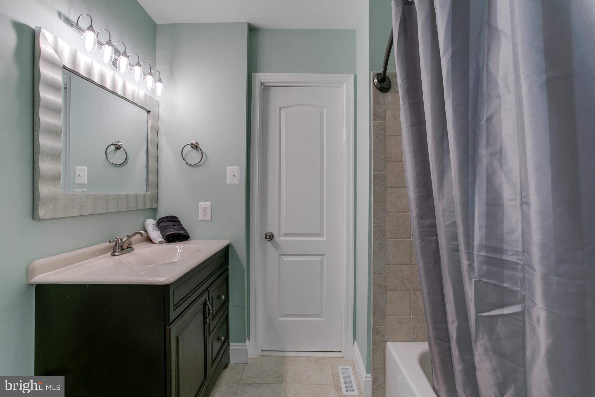 OLDE MILL ESTATES - Residential