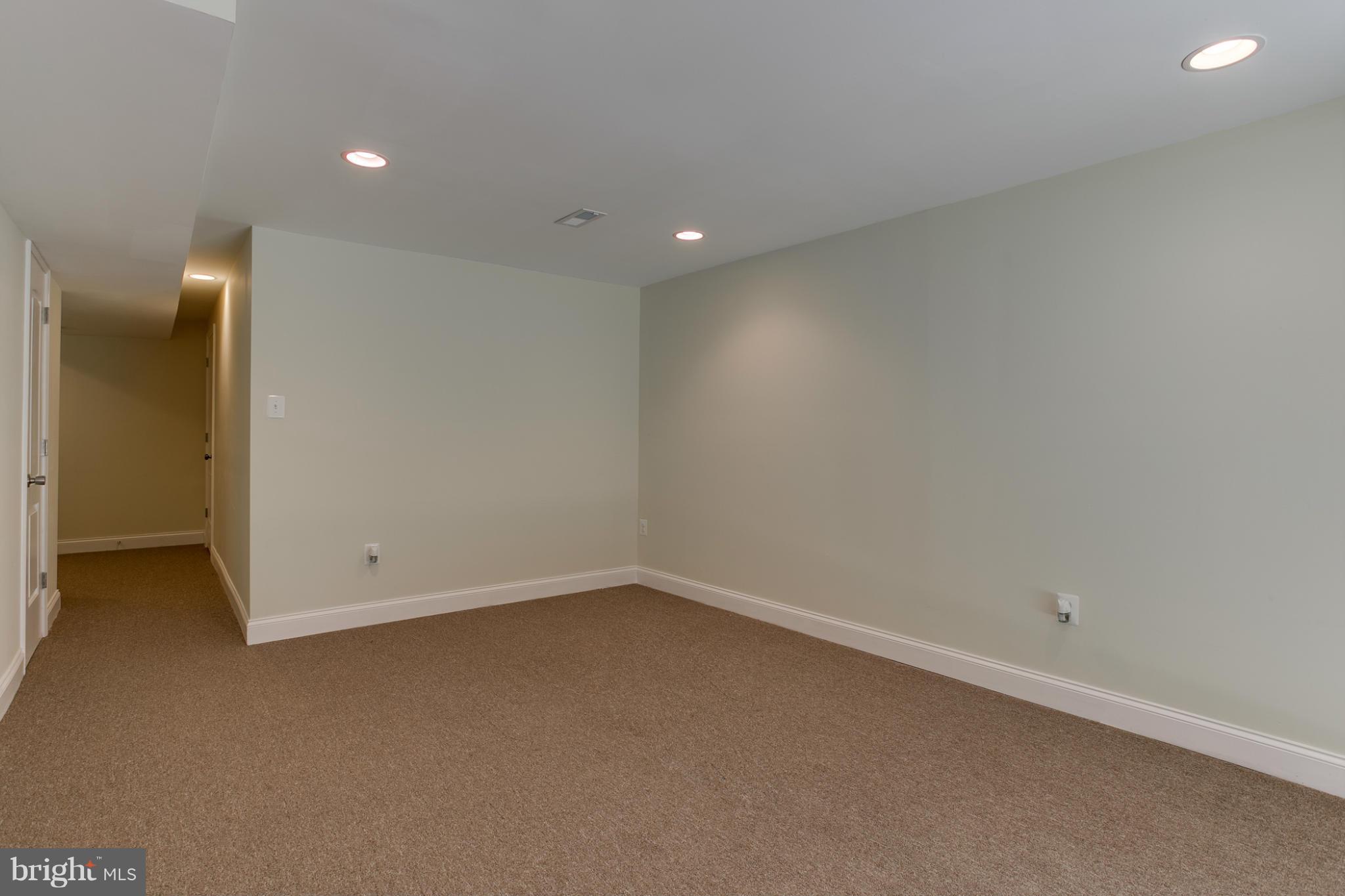 OLDE MILL ESTATES - Residential