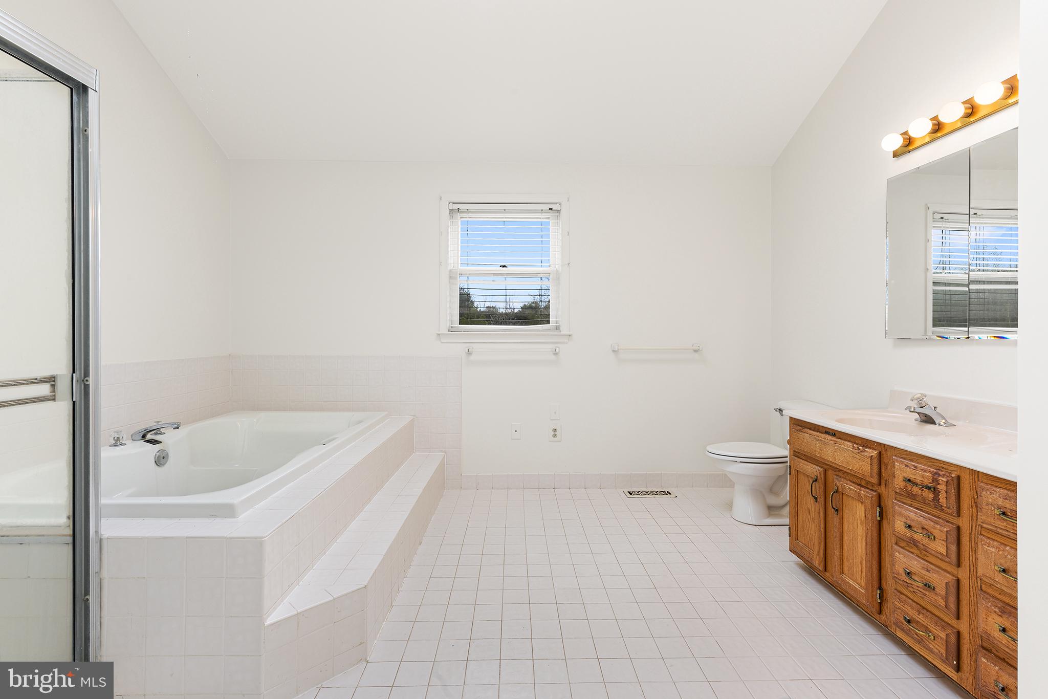 CLOVER CREST - Residential