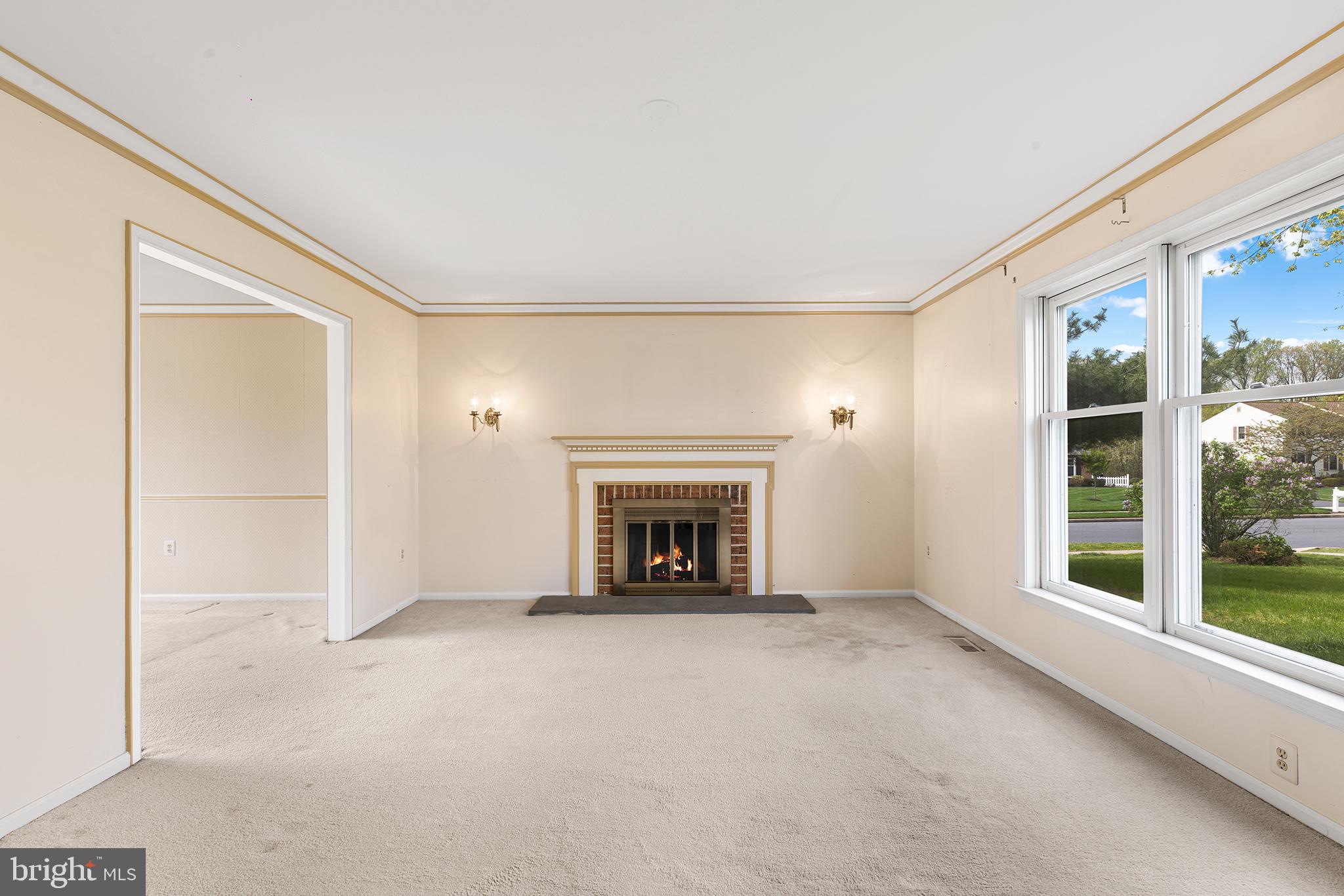 CLOVER CREST - Residential