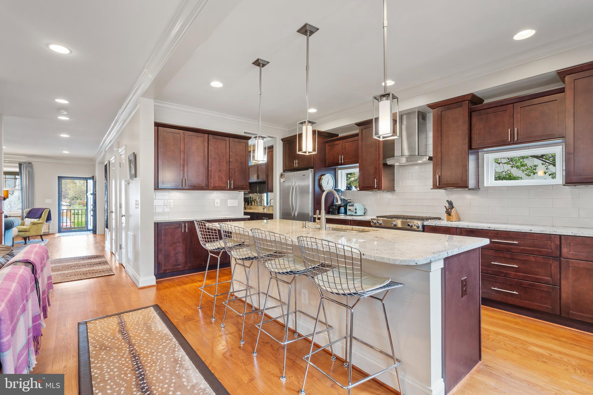 ADDISON HEIGHTS - Residential