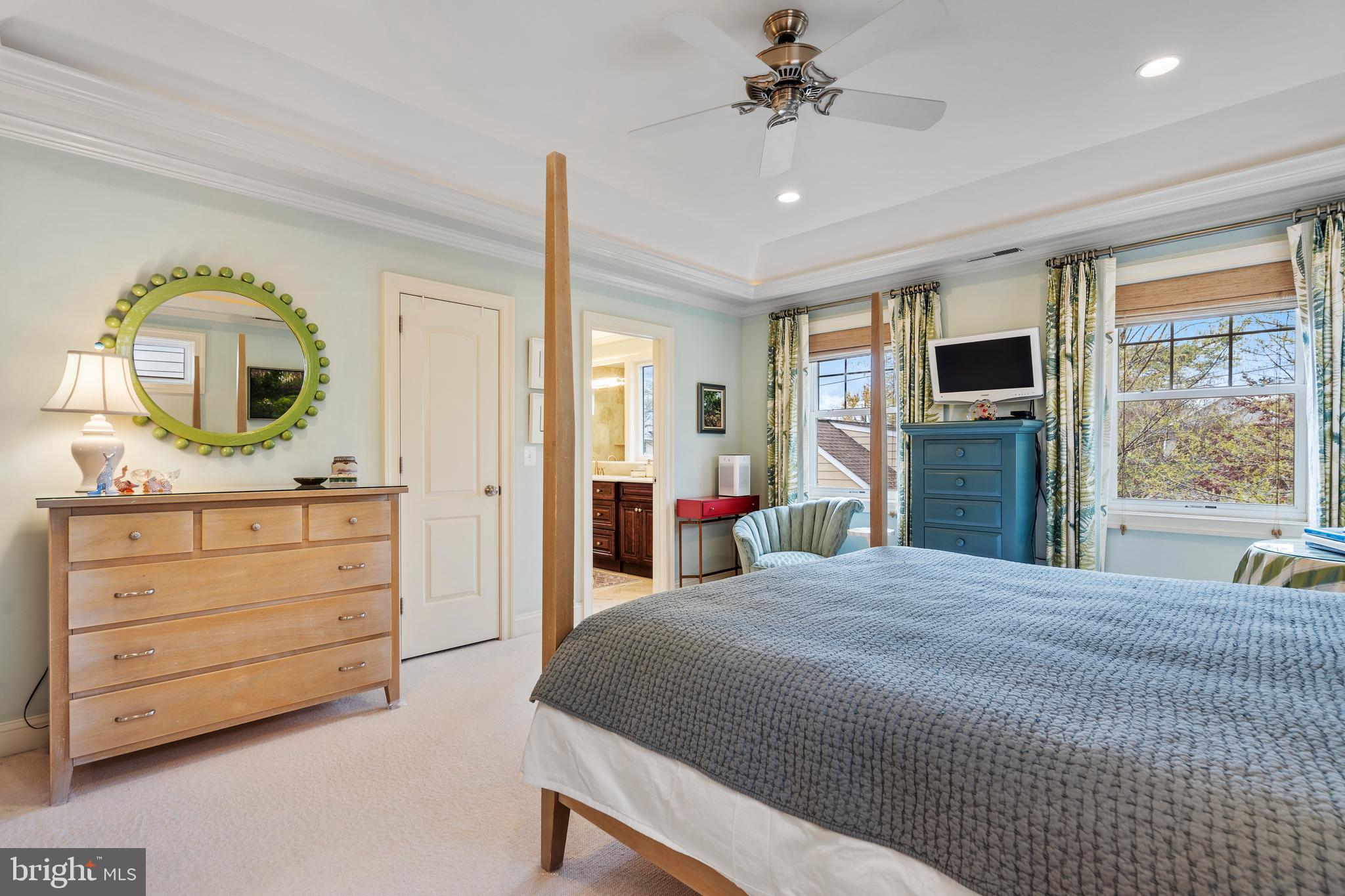 ADDISON HEIGHTS - Residential