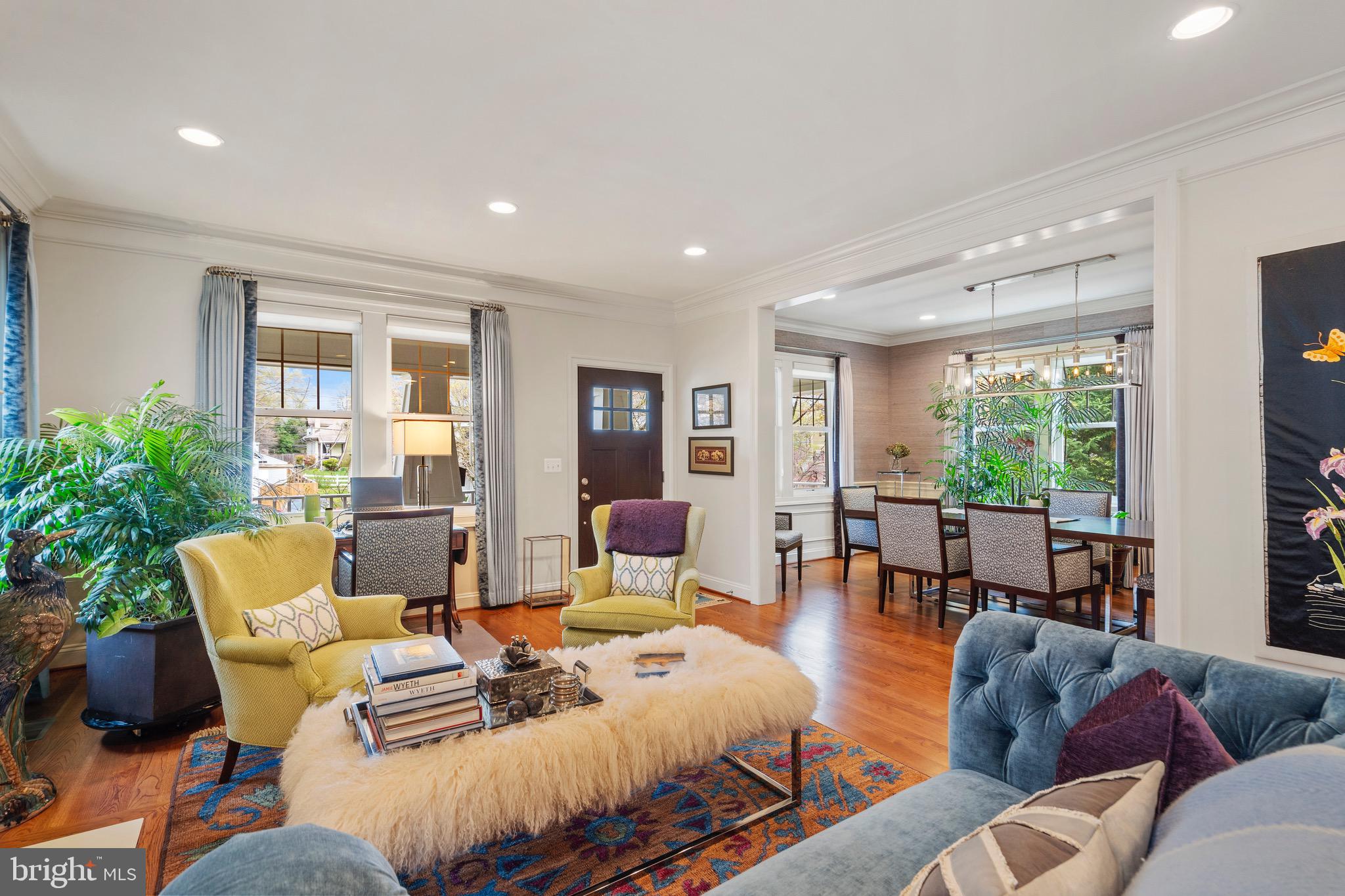 ADDISON HEIGHTS - Residential